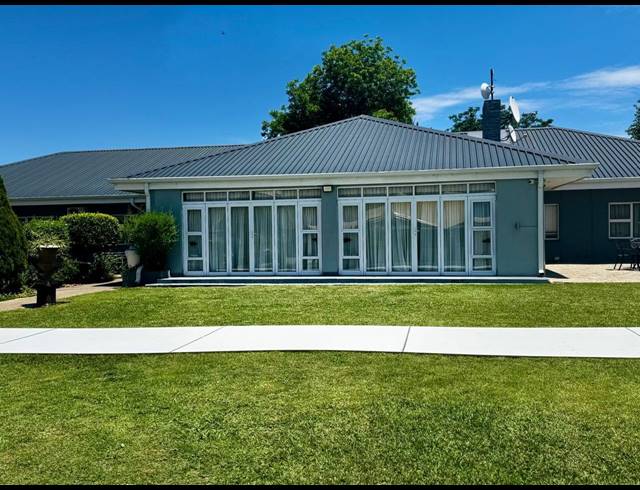 15 BEDROOM FREEHOLD FOR SALE IN NAMBITI